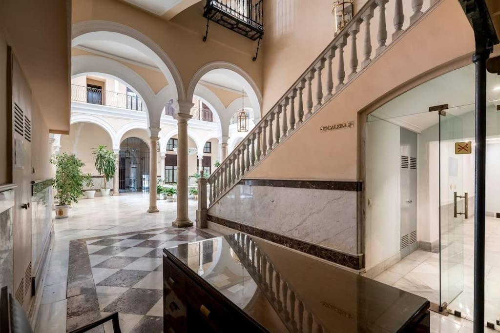 Apartamentos Rg, San Vicente 22 Севілья Екстер'єр фото