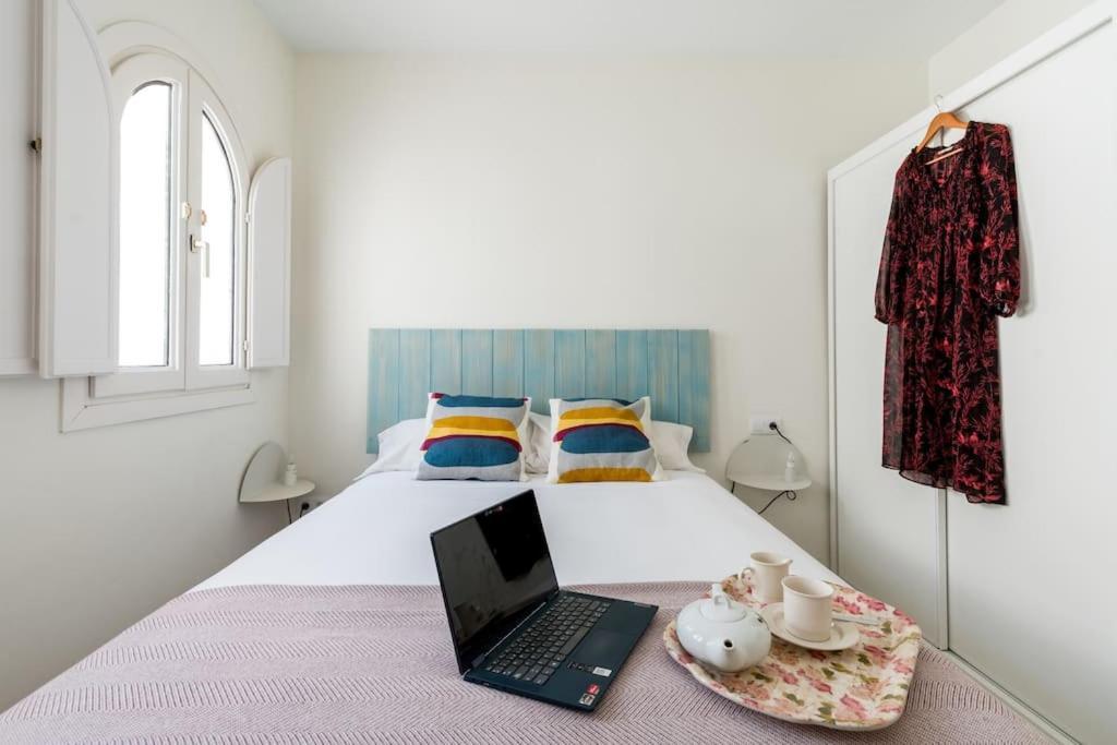 Apartamentos Rg, San Vicente 22 Севілья Екстер'єр фото