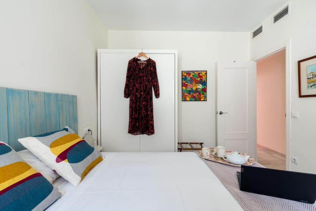 Apartamentos Rg, San Vicente 22 Севілья Екстер'єр фото